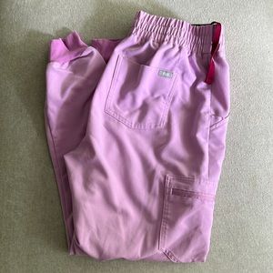 Medium, pale pink, high waisted figs